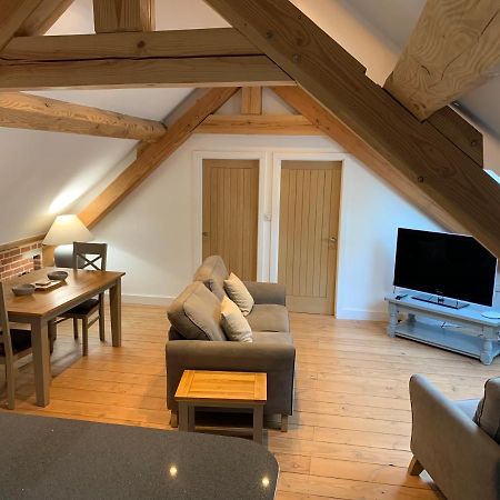Beautiful Rural Apt, Walking Distance To Three Choirs Vineyard/Brassiere Gloucestershire Apartment Newent Ngoại thất bức ảnh