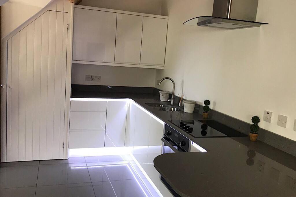 Beautiful Rural Apt, Walking Distance To Three Choirs Vineyard/Brassiere Gloucestershire Apartment Newent Ngoại thất bức ảnh